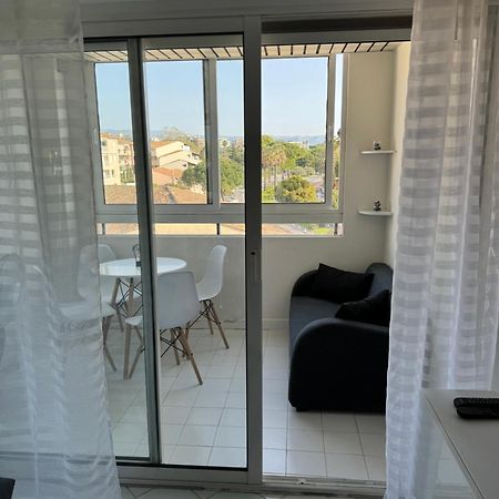 Studio Antibes Port Vauban. Екстер'єр фото