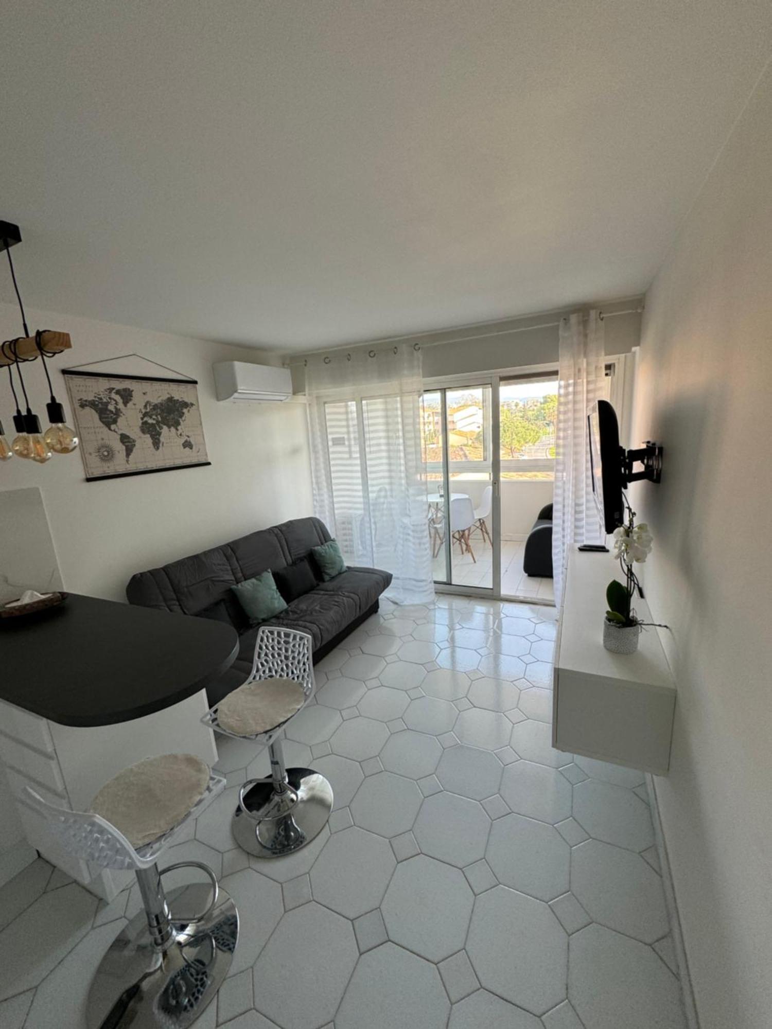 Studio Antibes Port Vauban. Екстер'єр фото